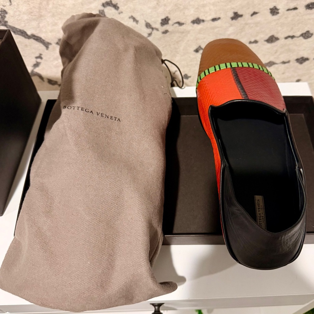 Bottega Veneta men’s loafers - Picture 3 of 5
